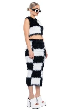 CHECKMATE SIR FUZZY MIDI SKIRT -AKIRA Shop checkmate sir fuzzy midi skirt black white 4 4