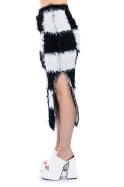 CHECKMATE SIR FUZZY MIDI SKIRT -AKIRA Shop checkmate sir fuzzy midi skirt black white 8 8