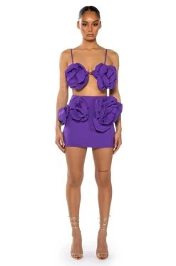 WHAT ITS LIKE FLORAL APPLIQUE MINI SKIRT 15 WHAT ITS LIKE FLORAL APPLIQUE MINI SKIRT -AKIRA Shop danza kuduro mini skirt purple 5 5
