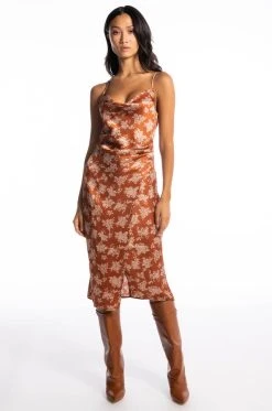 FLORAL PICTURE OF CLASS SATIN SLIP DRESS 17 FLORAL PICTURE OF CLASS SATIN SLIP DRESS -AKIRA Shop floral picture of class satin slip dress yellow multi 8 8