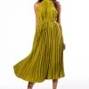 GO TO TOWN PLEATED MAXI DRESS 1 GO TO TOWN PLEATED MAXI DRESS -AKIRA Shop go to town pleated maxi dress green 1 1