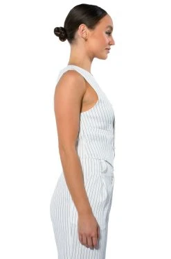 HAMBURG STREET STYLE VEST -AKIRA Shop hamburg street style vest set white 6 6