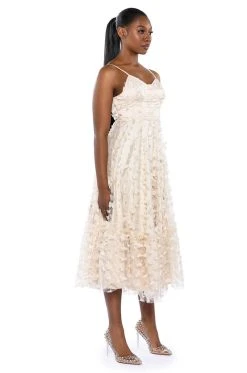 MARIPOSA SLEEVELESS APPLIQUE MIDI DRESS -AKIRA Shop mariposa sleeveless applique midi dress cream 2 2