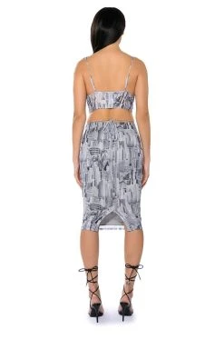 ON TO SOMETHING PRINTED MIDI DRESS -AKIRA Shop on to something printed midi dress black white 4 4