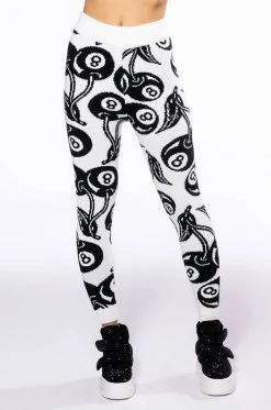 SWEET LUCK SWEATER LEGGING -AKIRA Shop sweet luck sweater legging white black 3 3